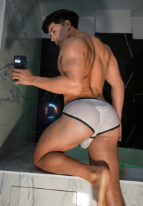 Adrian-(6)
