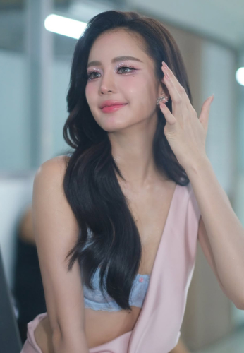 โบว์-เมลดา-(7)