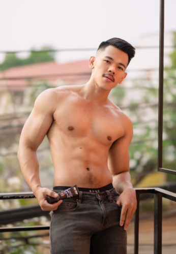 Agoi-Soutthavilay-013-Dazzling