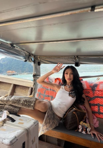 flukkaron-022-Adorable