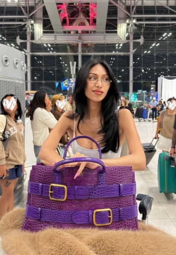 flukkaron-027-Radiant