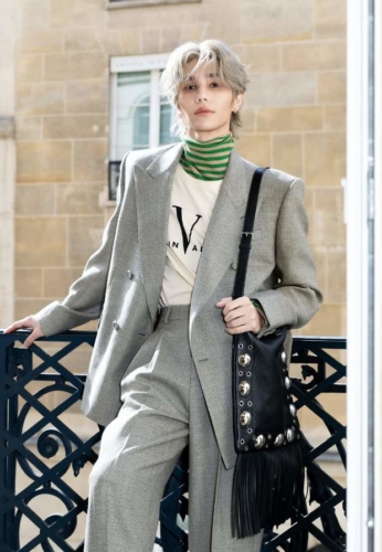 Jeff-Satur-013-Stunning