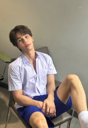 Jeff-Satur-029-Dazzling