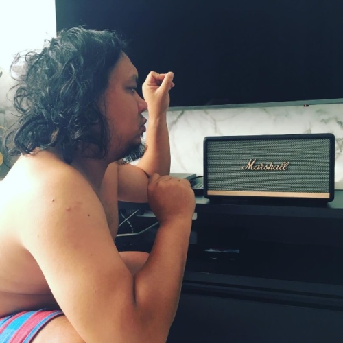 yut-chaisoro-015-Charming