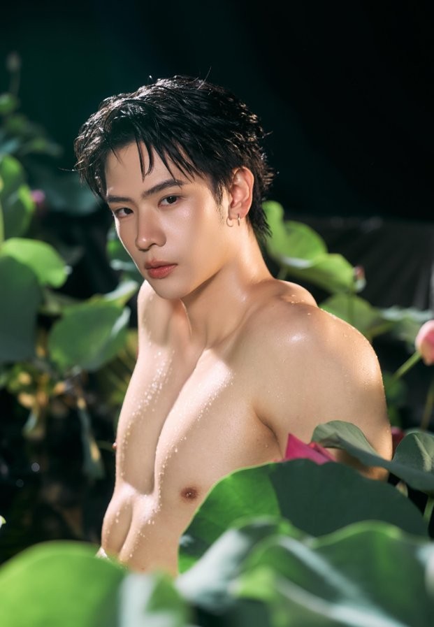 ลาเต้ ธนรรถชล นักแสดงรุ่นใหม่น่าติดตาม